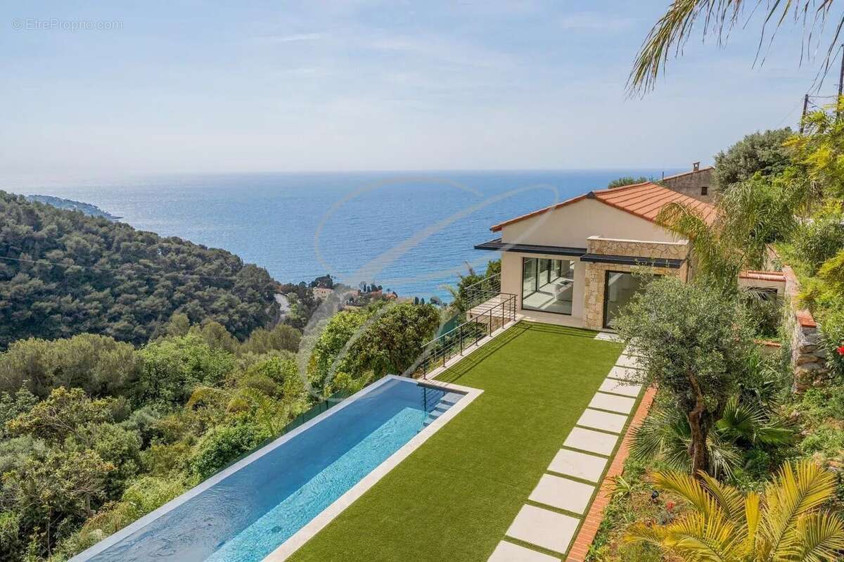 Maison à ROQUEBRUNE-CAP-MARTIN