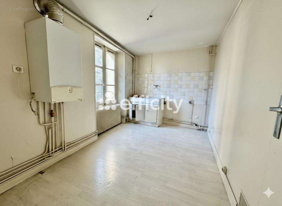 Appartement à THIERS