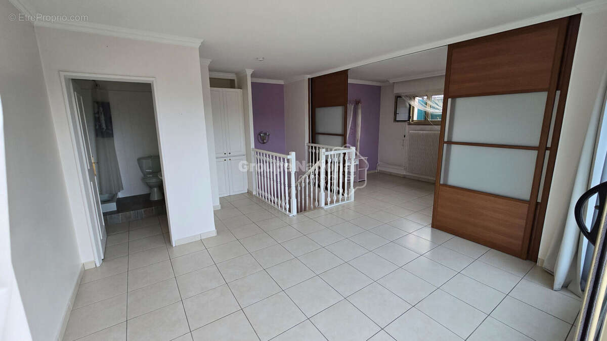 Appartement à VERSAILLES