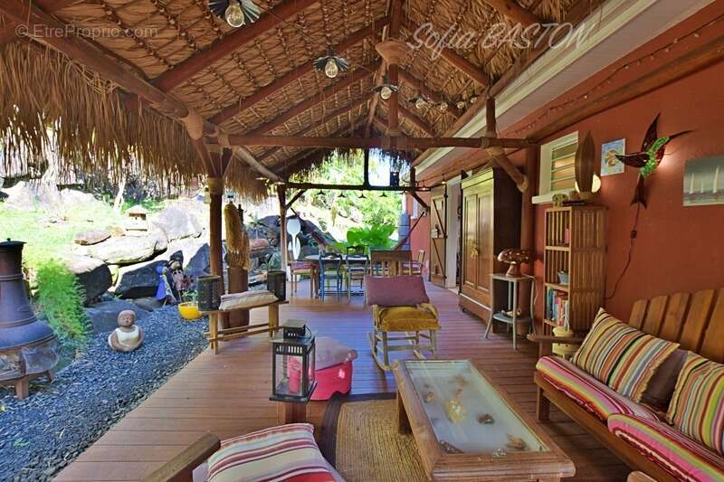 Maison à LES TROIS-ILETS