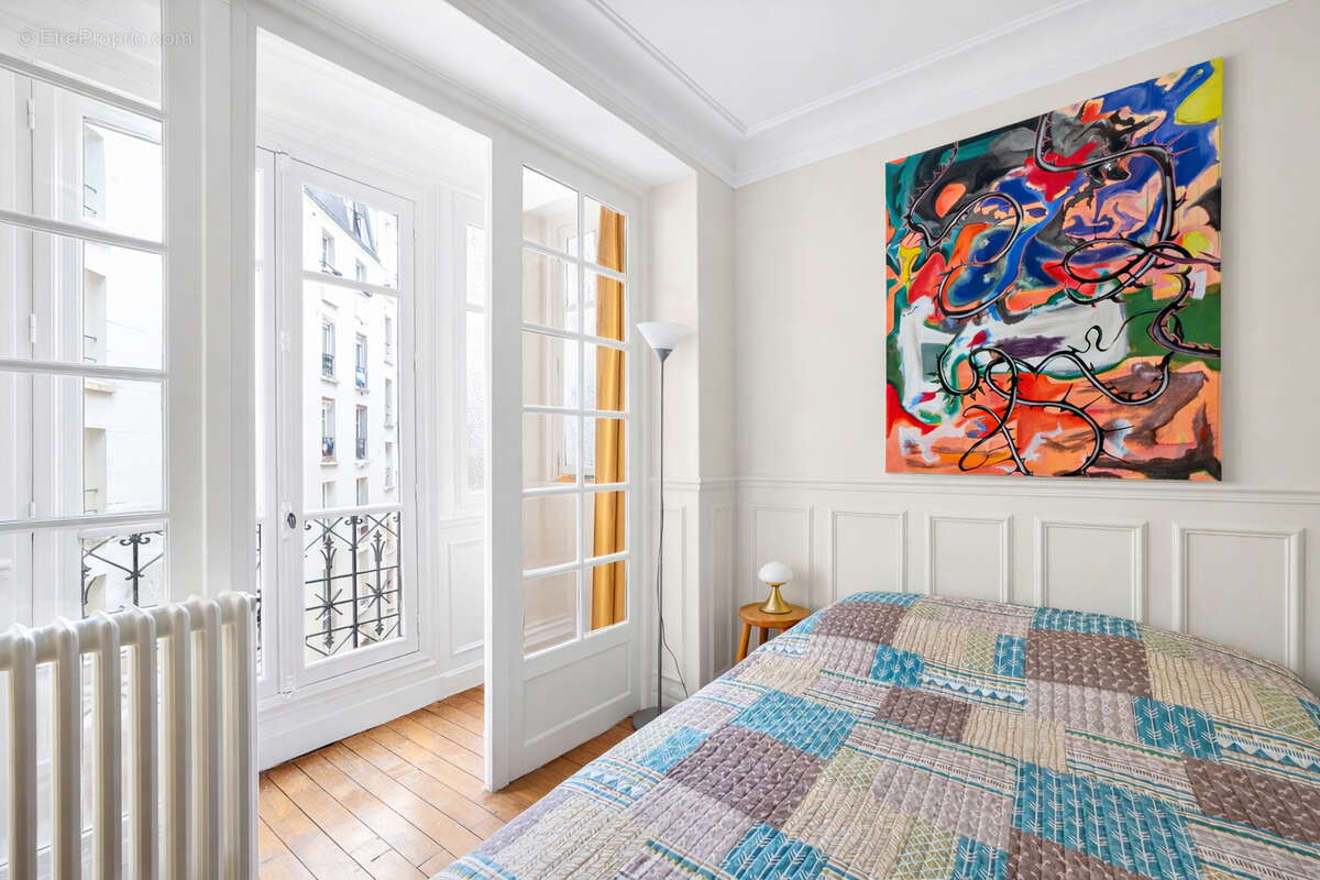 Appartement à PARIS-11E