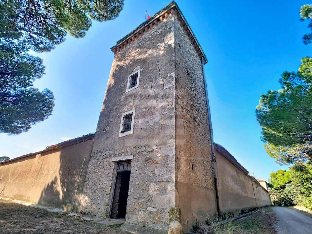 Maison à LEZIGNAN-CORBIERES