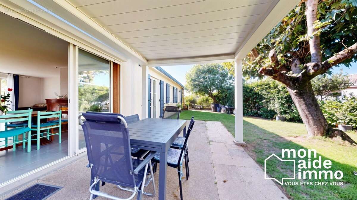 Maison à ARTIGUES-PRES-BORDEAUX