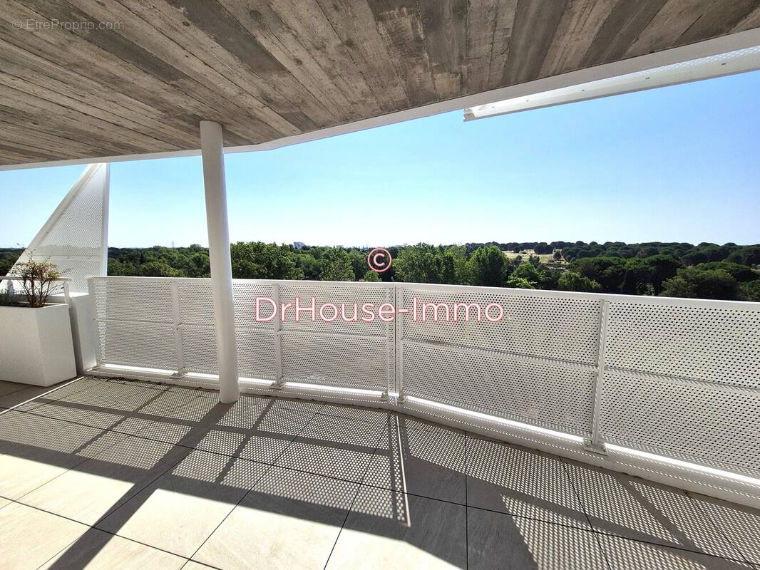 Appartement à LATTES