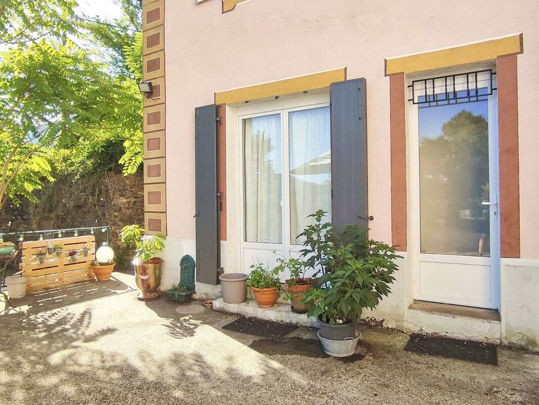 Maison à MOLIERES-SUR-CEZE