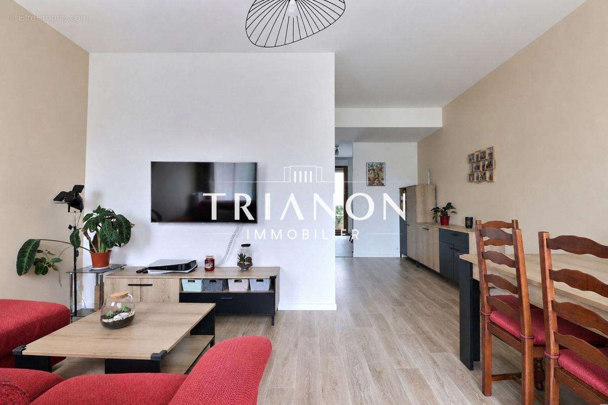 Appartement à CARRIERES-SOUS-POISSY