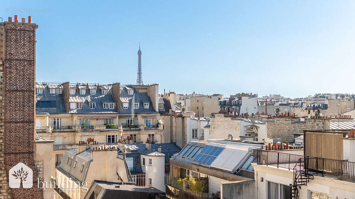 Appartement à PARIS-16E