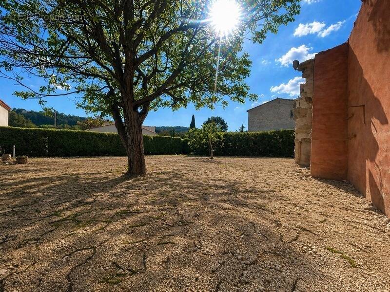 Terrain à LA BOUILLADISSE