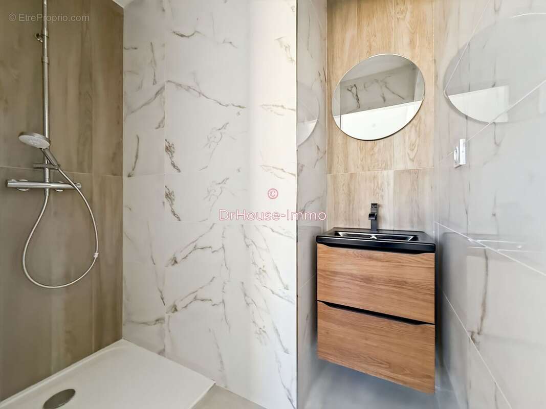 Maison à SAINT-JULIEN