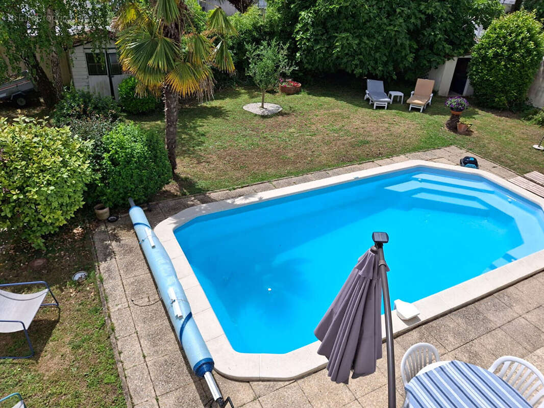 Maison à LA JARRIE