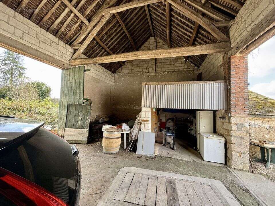 Maison à PONT-SUR-YONNE