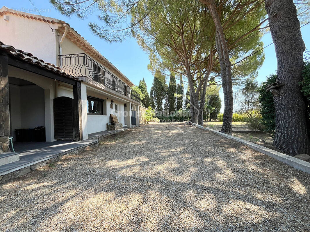 Maison à LE LUC