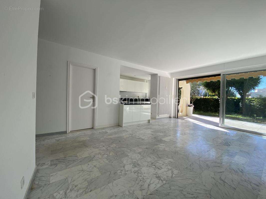 Cannes / le cannet – t2 d’exception en résidence de standing avec jardin privatif, piscine & box – à 10 min des plages - photo 2