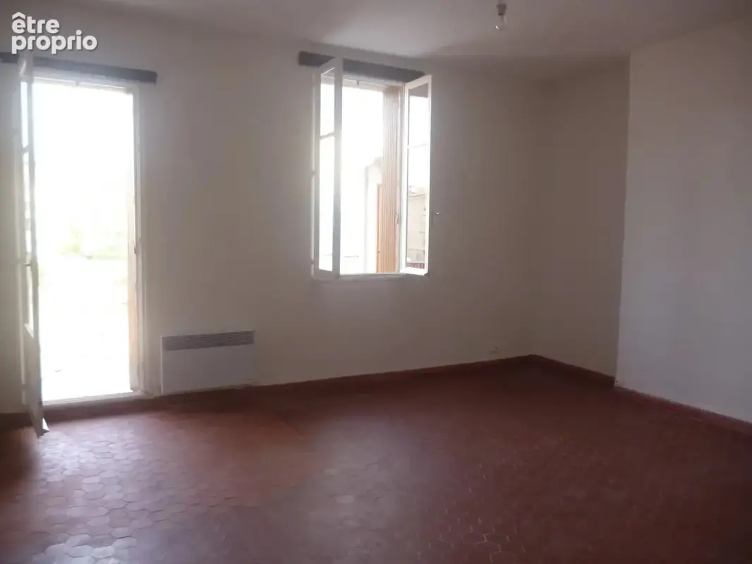 Sanary-sur-Mer – Studio de 34,59 m² avec balcon – Idéal investissement locatif - photo 4
