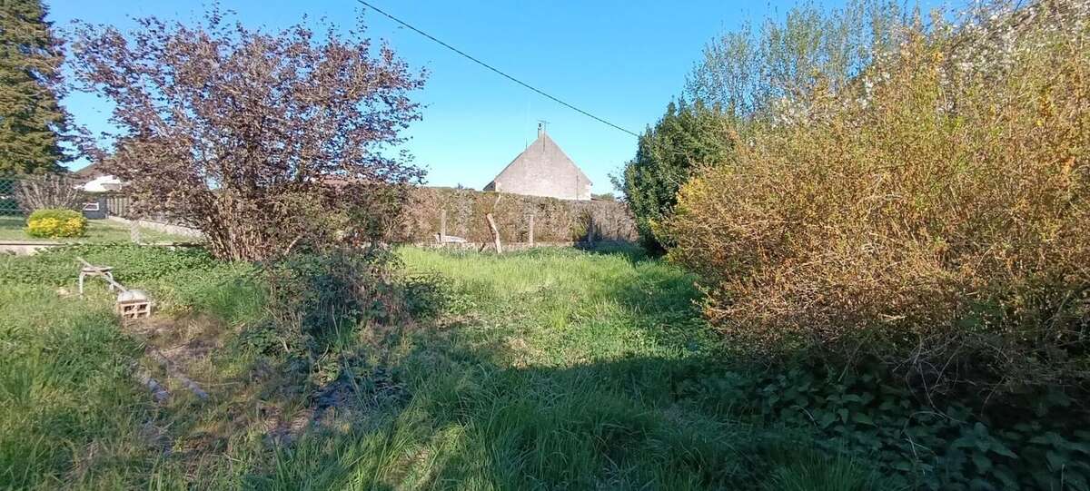 Maison à SAUVIGNY-LES-BOIS