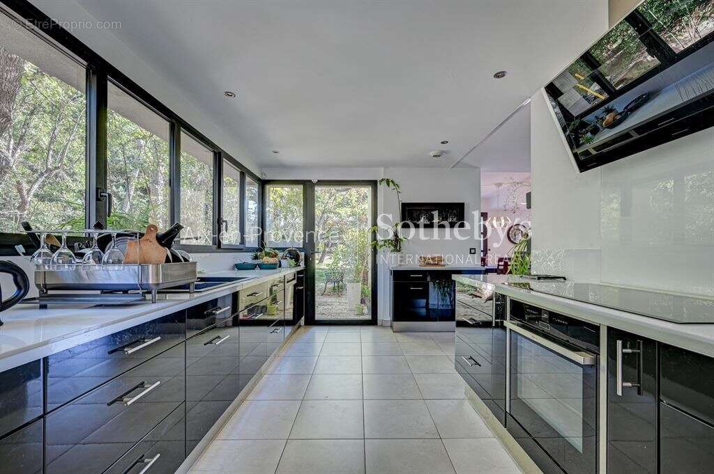 Maison à BOUC-BEL-AIR