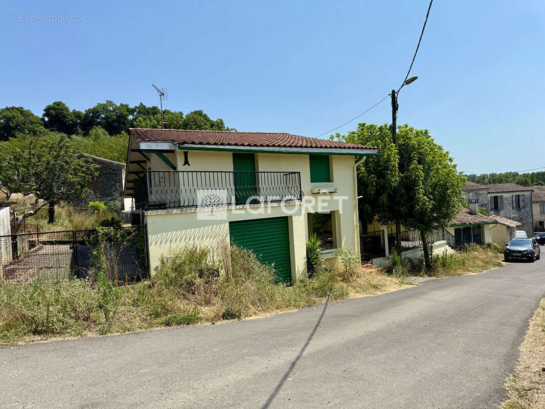 Maison à SAINTE-CROIX-DU-MONT