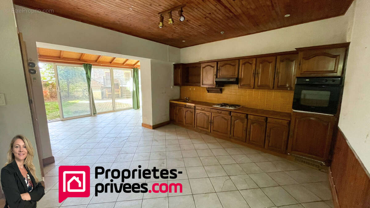 Maison à SAINT-VICTOR-SUR-RHINS