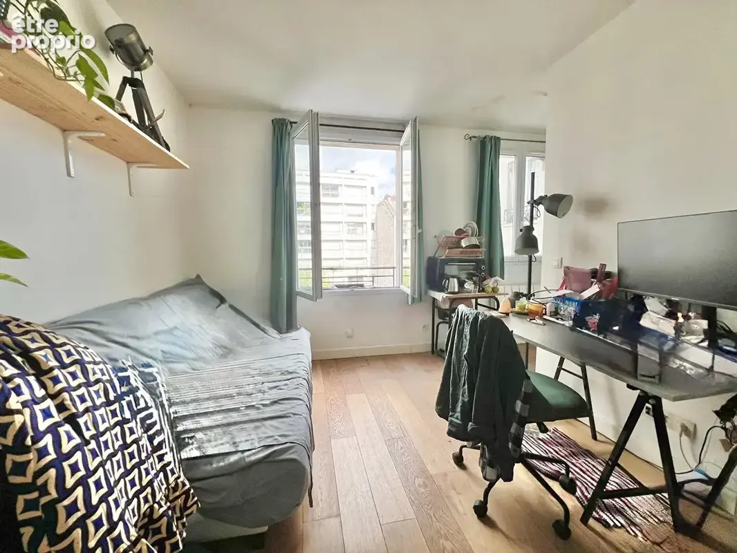 PARIS 18ème - M°Jules Joffrin - Studio 17,30M2 - photo 4