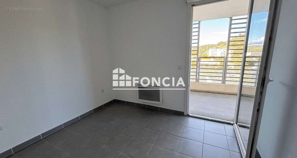 13240 Septèmes les Vallons Appartement de type 3 - photo 4