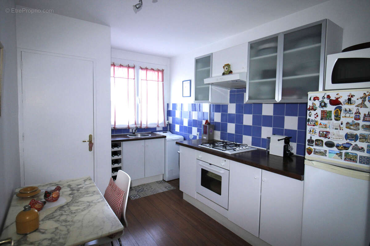 Autre à AIX-EN-PROVENCE