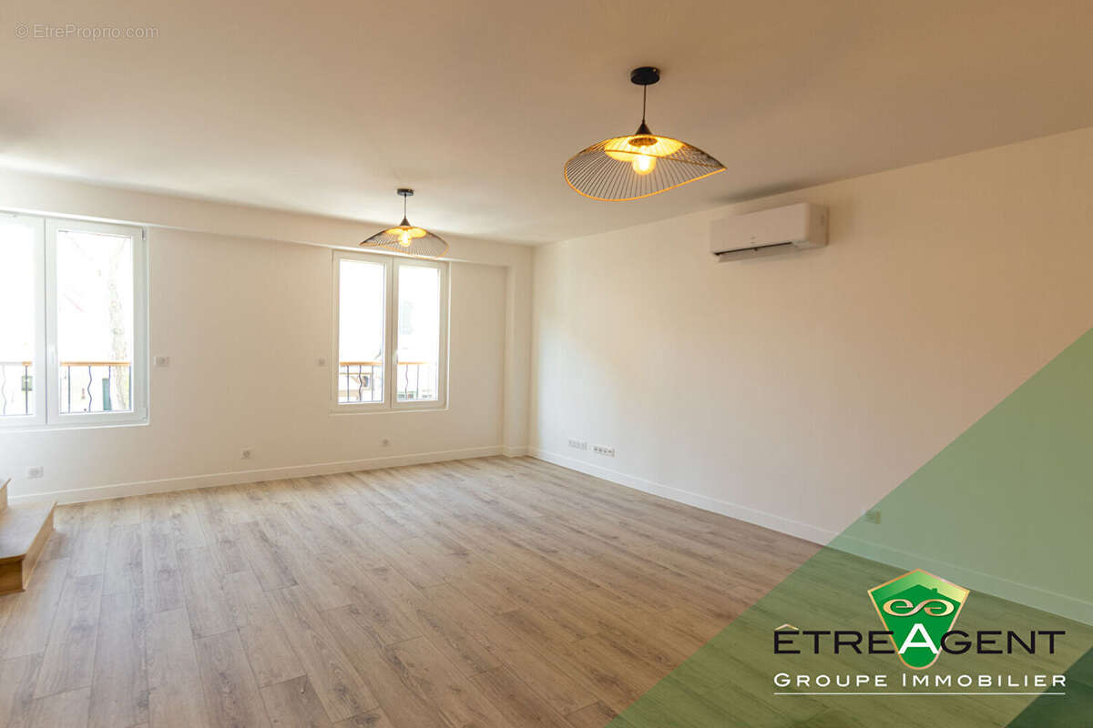 Commerce à MANTES-LA-JOLIE