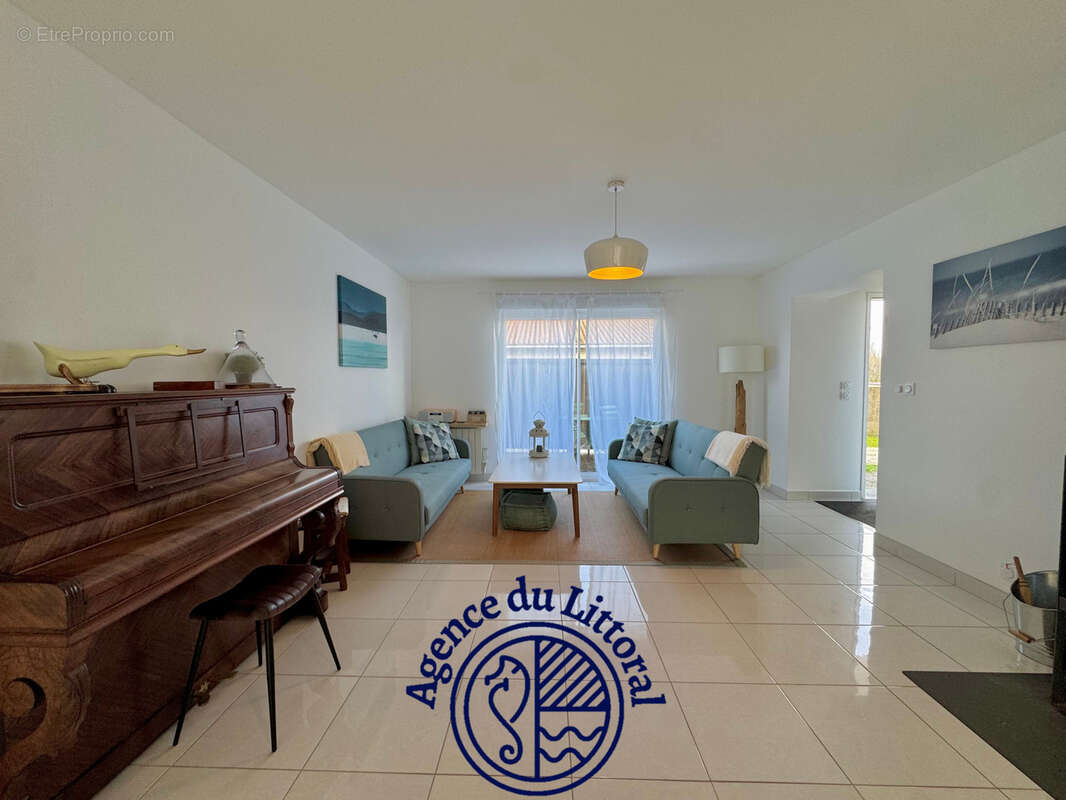 Maison à SEMUSSAC