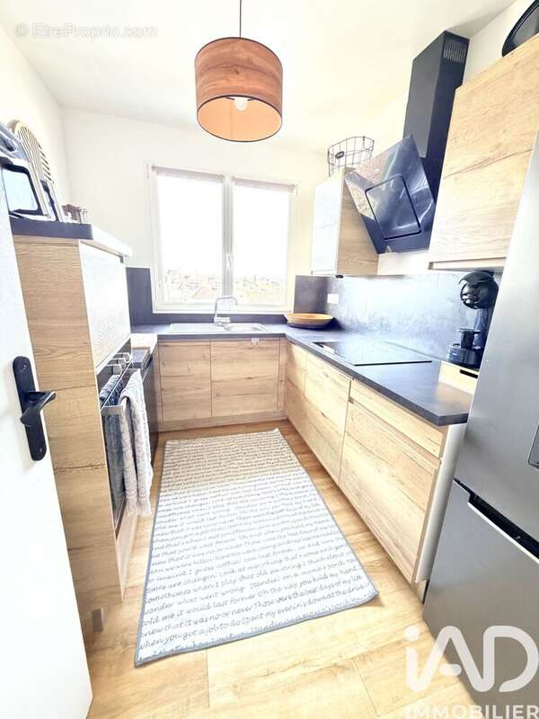 Photo 2 - Appartement à CORMELLES-LE-ROYAL