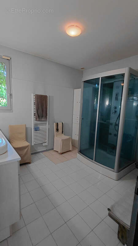 Maison à SAINT-MONTAN