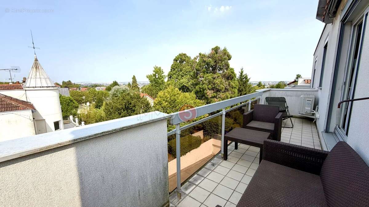 Appartement 76 m² à Le Raincy  - photo 6
