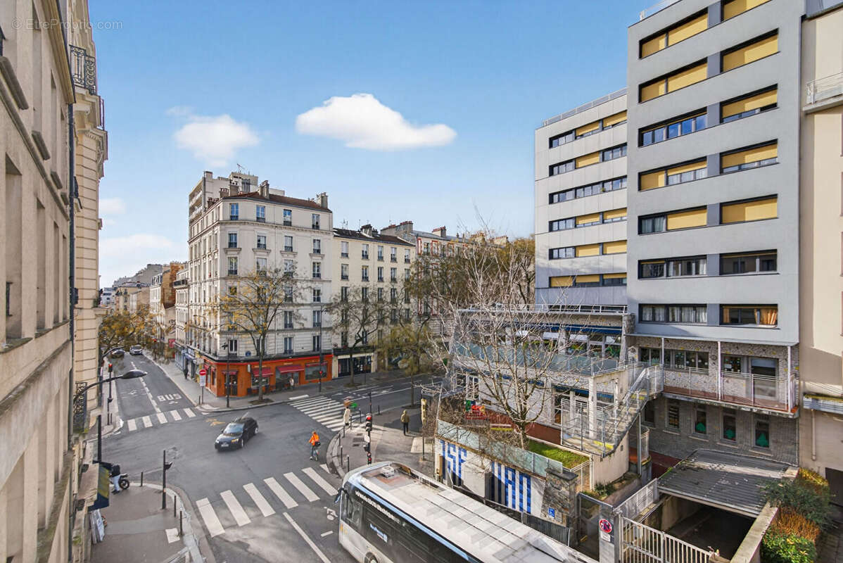 Appartement à PARIS-20E