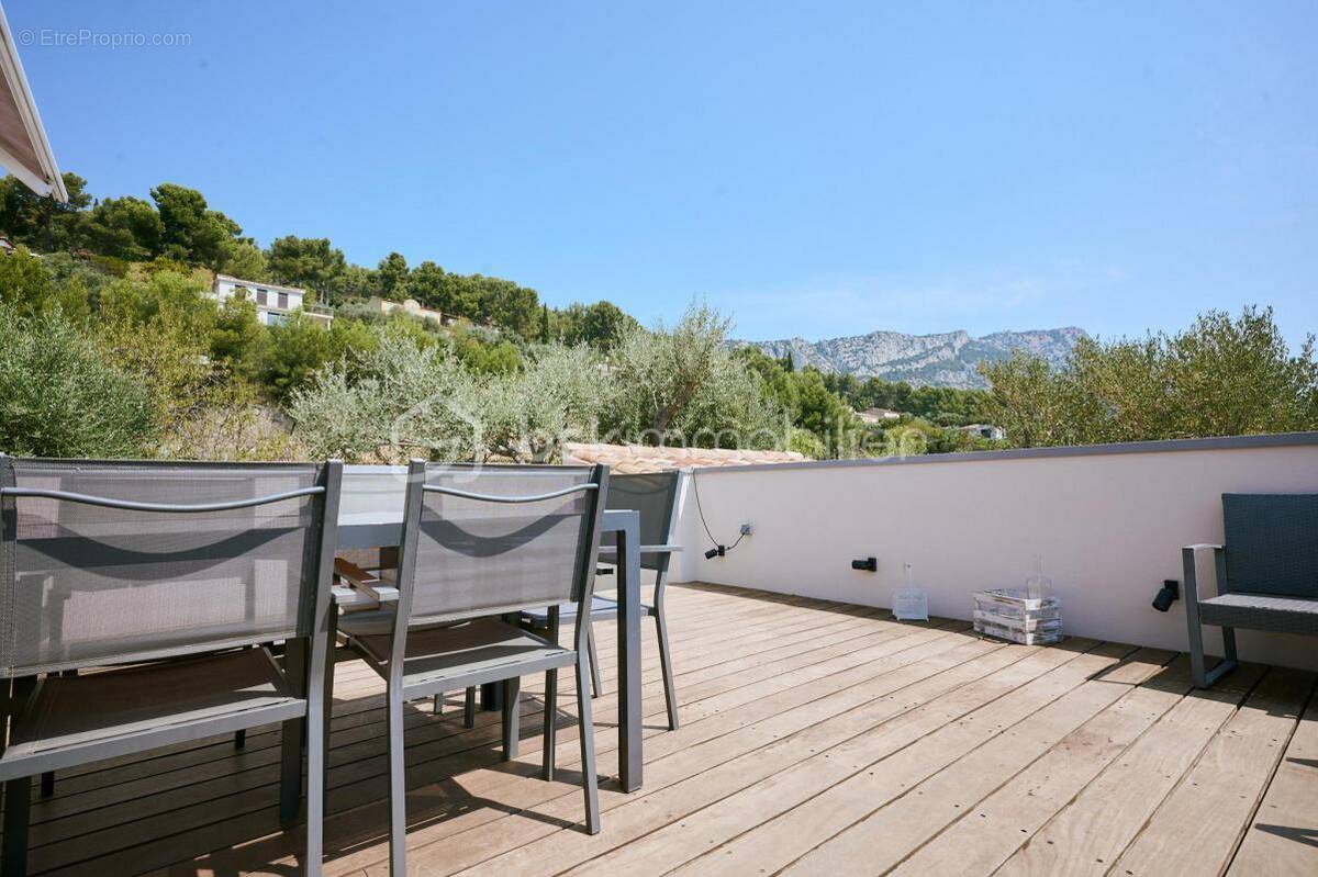 Appartement à LA VALETTE-DU-VAR