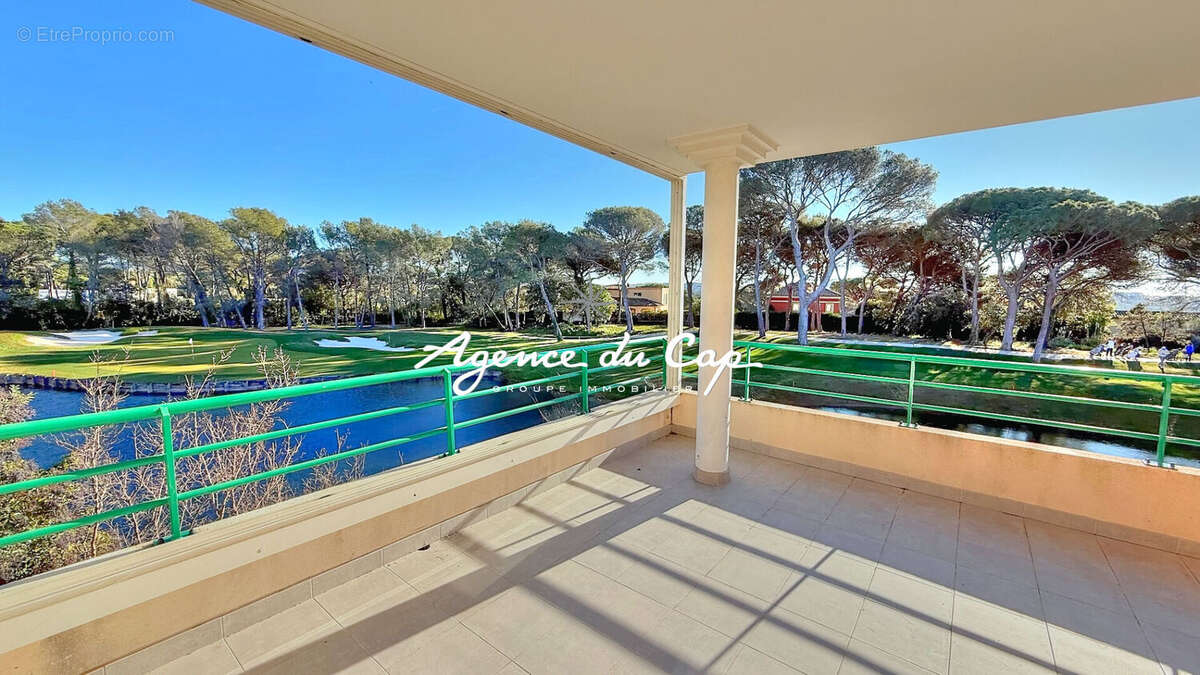 Appartement à SAINT-RAPHAEL