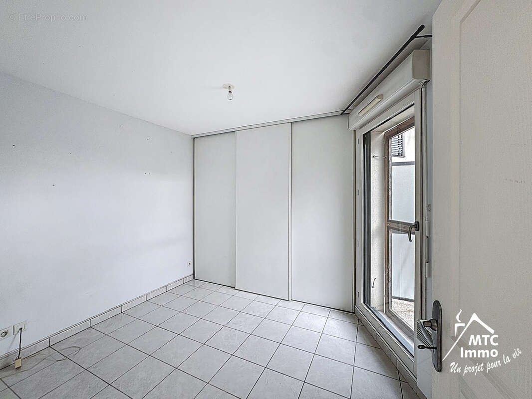 Appartement à VAULX-EN-VELIN