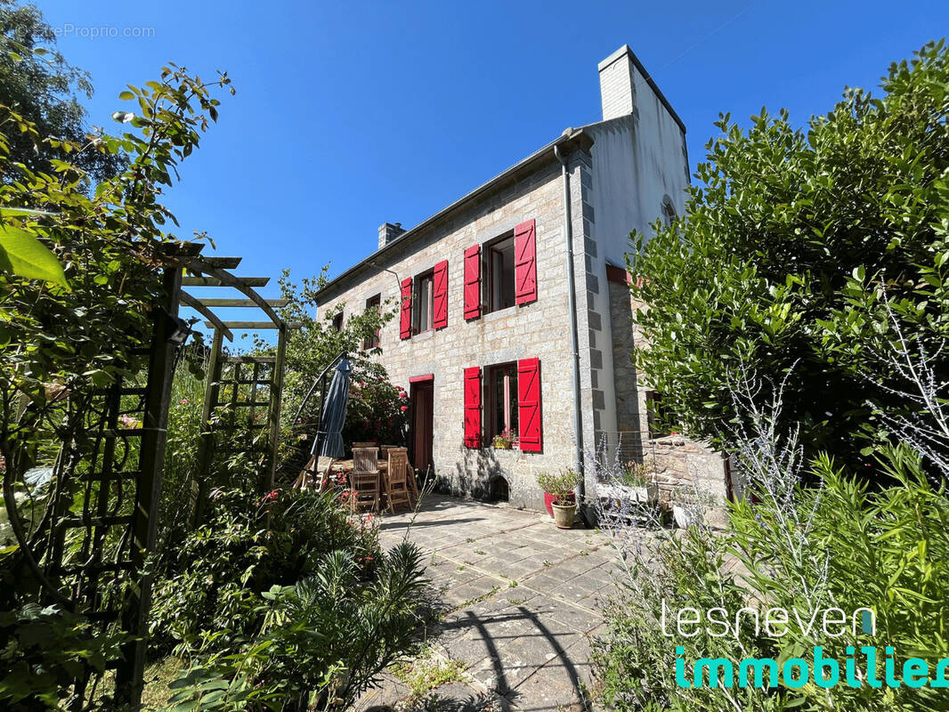 Maison 135 m² à Ploudaniel  - photo 1