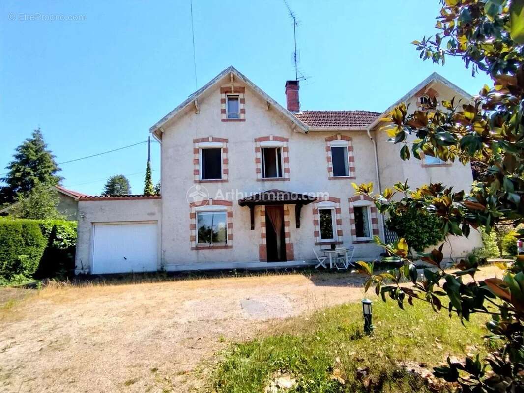 Maison à GRAULHET