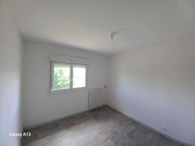 Appartement 74 m² à Delle  - photo 5