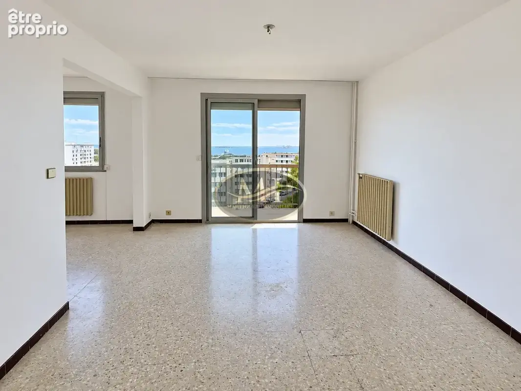 Appartement à PORT-DE-BOUC