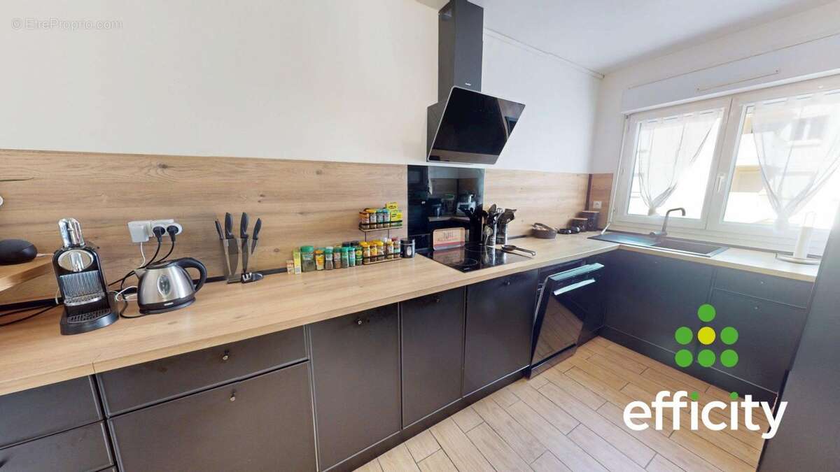 Appartement à OULLINS