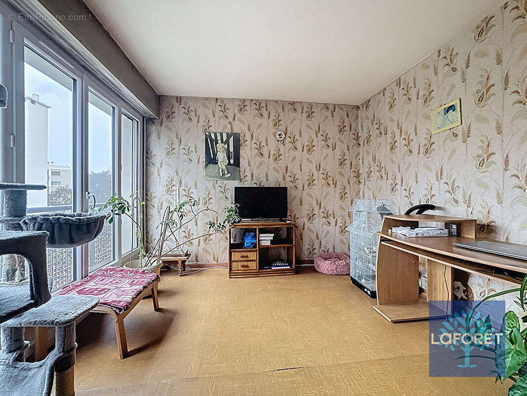 Appartement à CHILLY-MAZARIN
