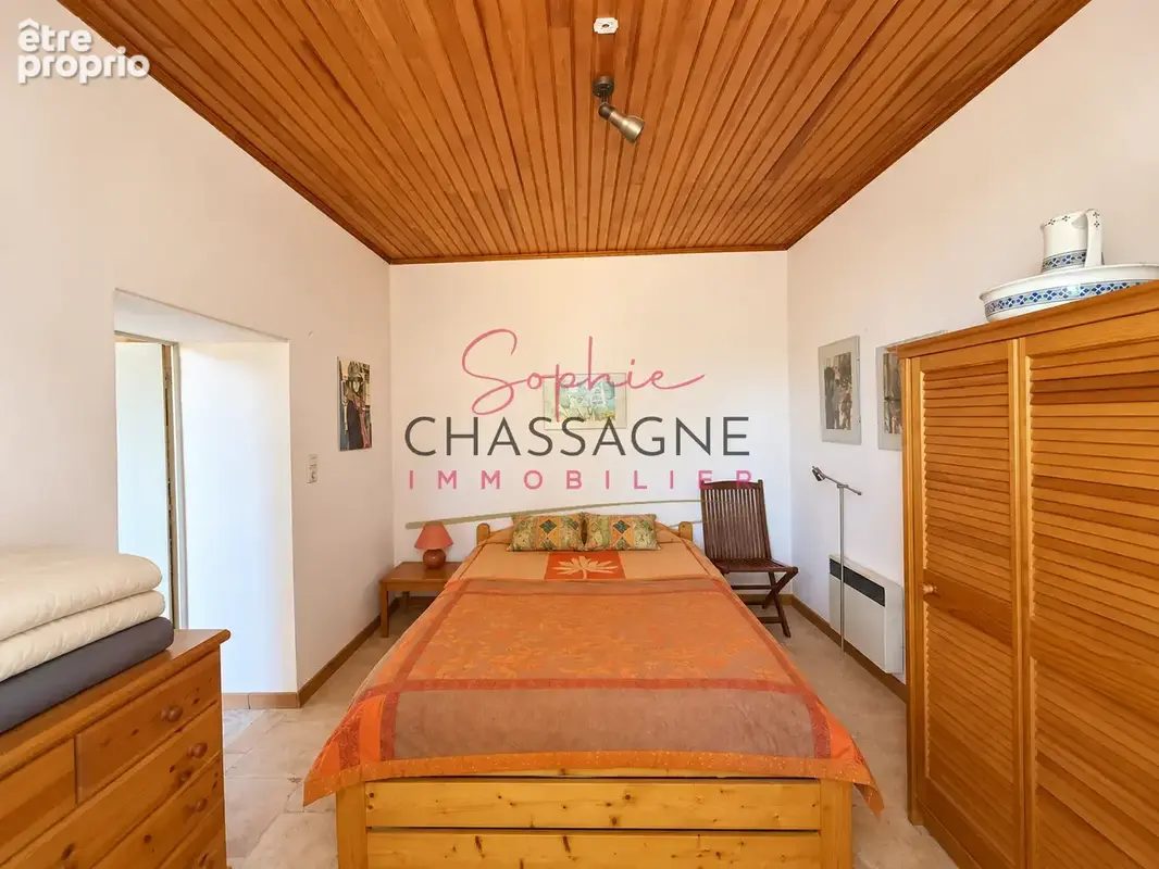 Maison en pierre avec deux logements et de nombreuses dépendances sur 274 m2 de terrain - photo 9