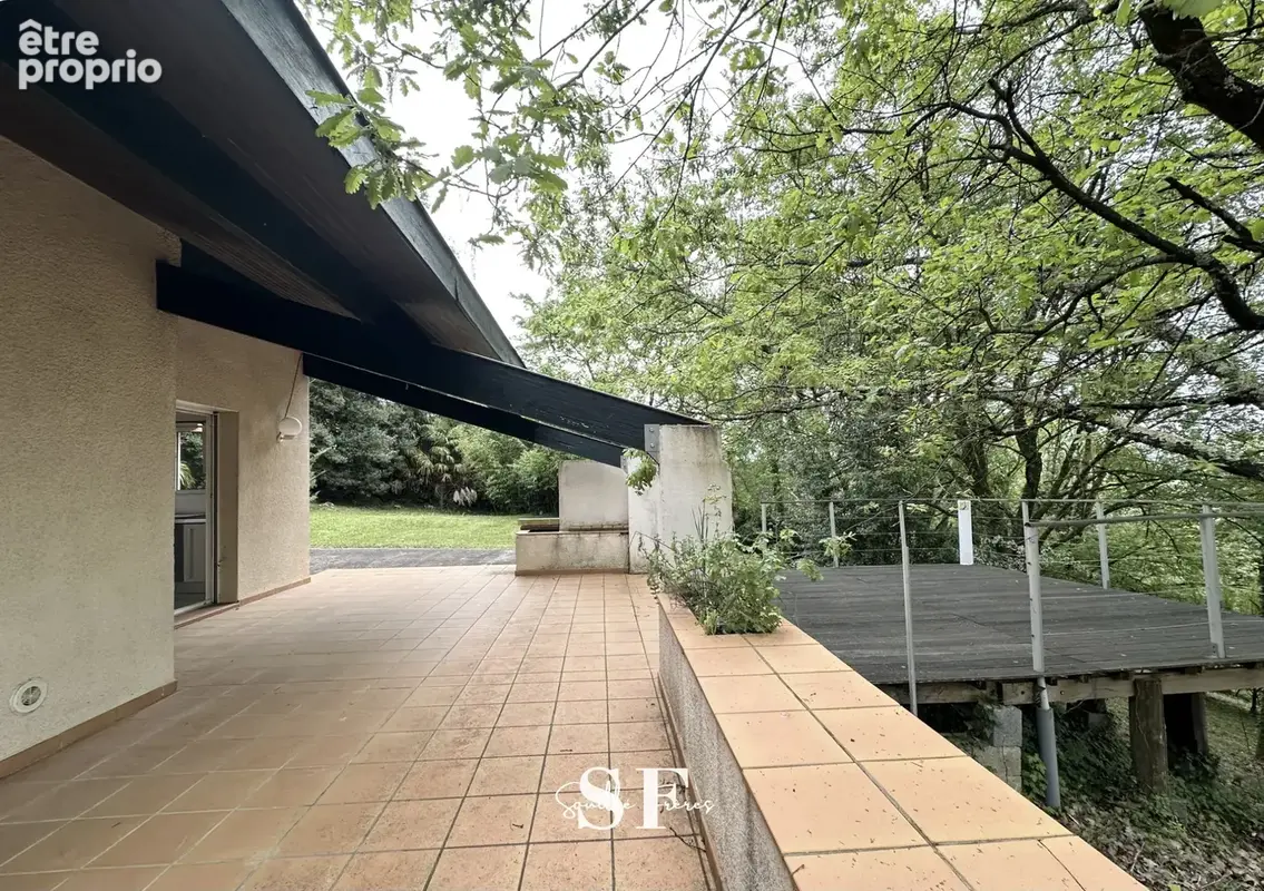 Agen - maison de 140m2 + garage de 27m2  avec terrain - photo 3