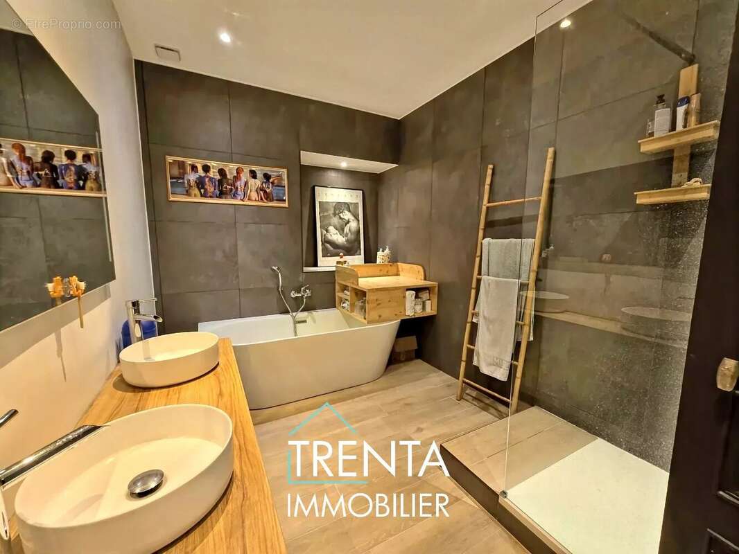 Appartement à VOIRON