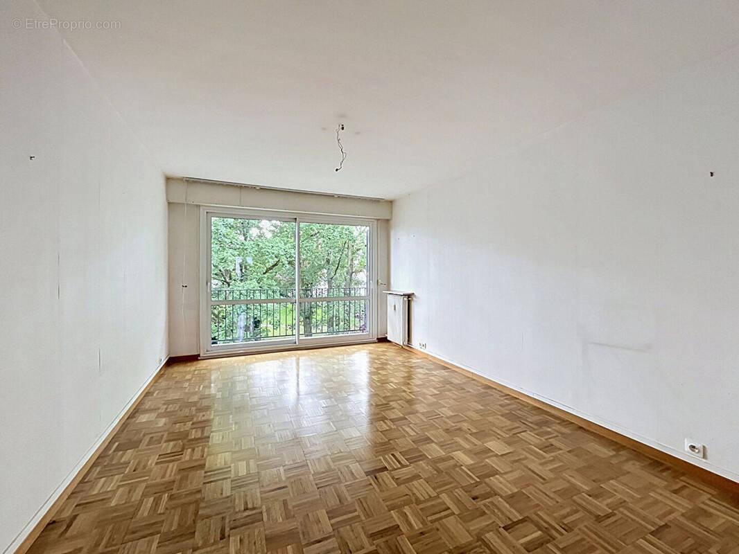 Appartement à SAINT-MICHEL-SUR-ORGE
