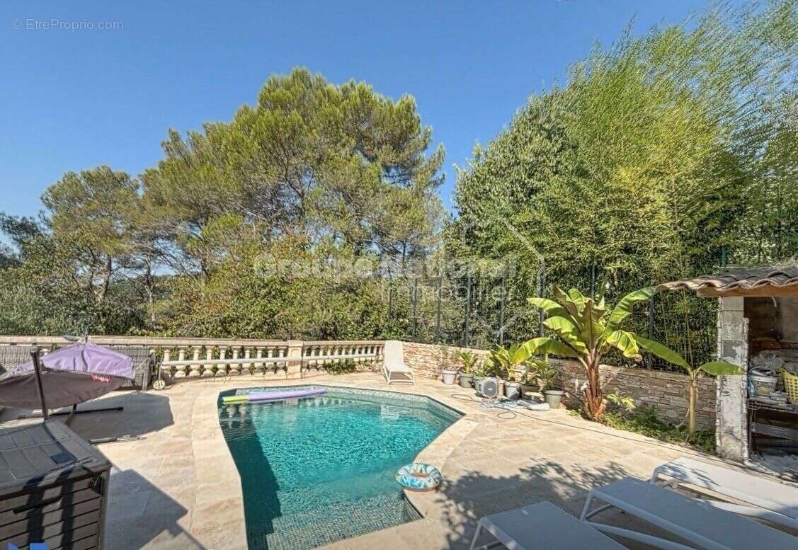 Maison à AURIBEAU-SUR-SIAGNE