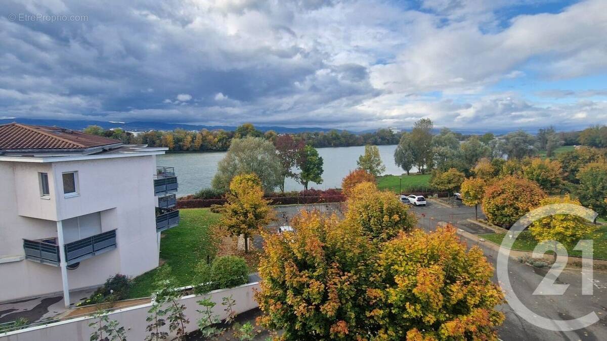 Appartement à JASSANS-RIOTTIER