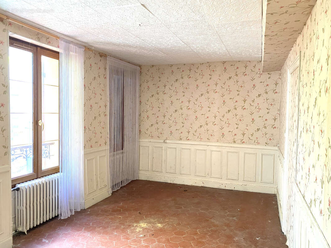 Maison à COURTENAY