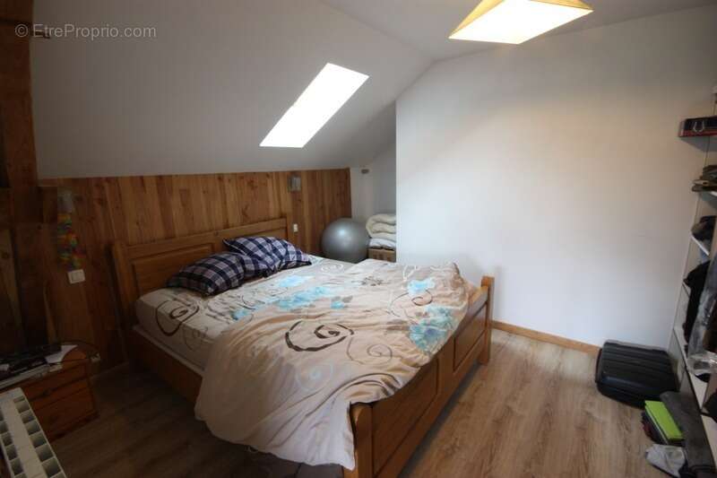 Maison en pierres à vendre 7 pièces de 168 m² à MARIGNIEU (01) plus sous-sol - photo 36