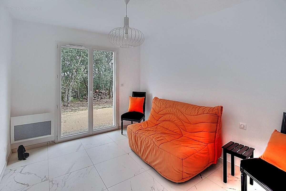 Maison à BAUDINARD-SUR-VERDON