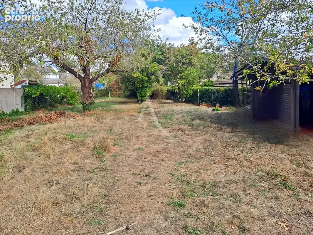 Photo Terrain à Ollainville au prix de 159 450€